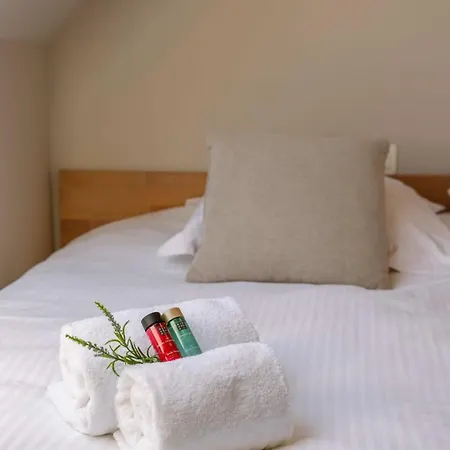 Huswell - Centrally Located With Sunny Terrace شقة *