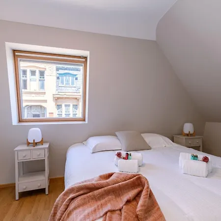 Huswell - Centrally Located With Sunny Terrace Apartment Ostende