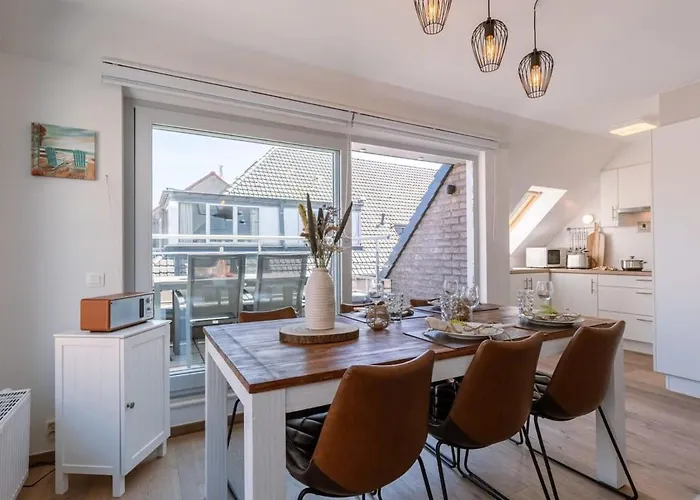 Huswell - Centrally Located With Sunny Terrace Apartman