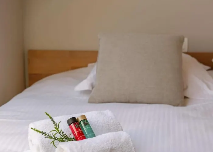 Huswell - Centrally Located With Sunny Terrace Apartman *